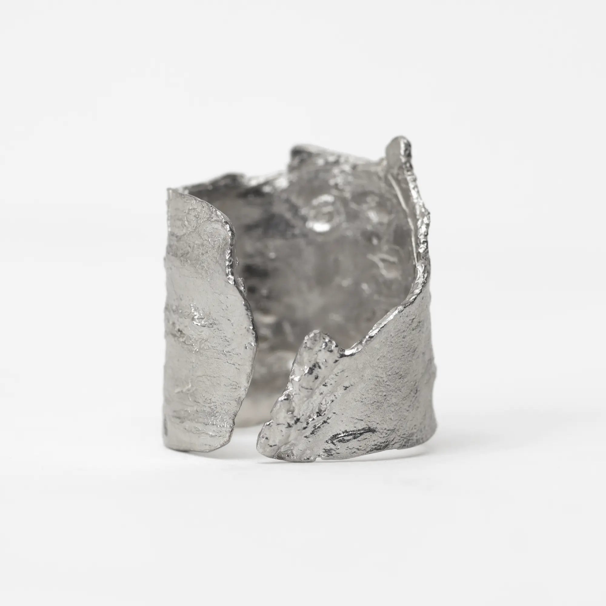Lava Bark Ring