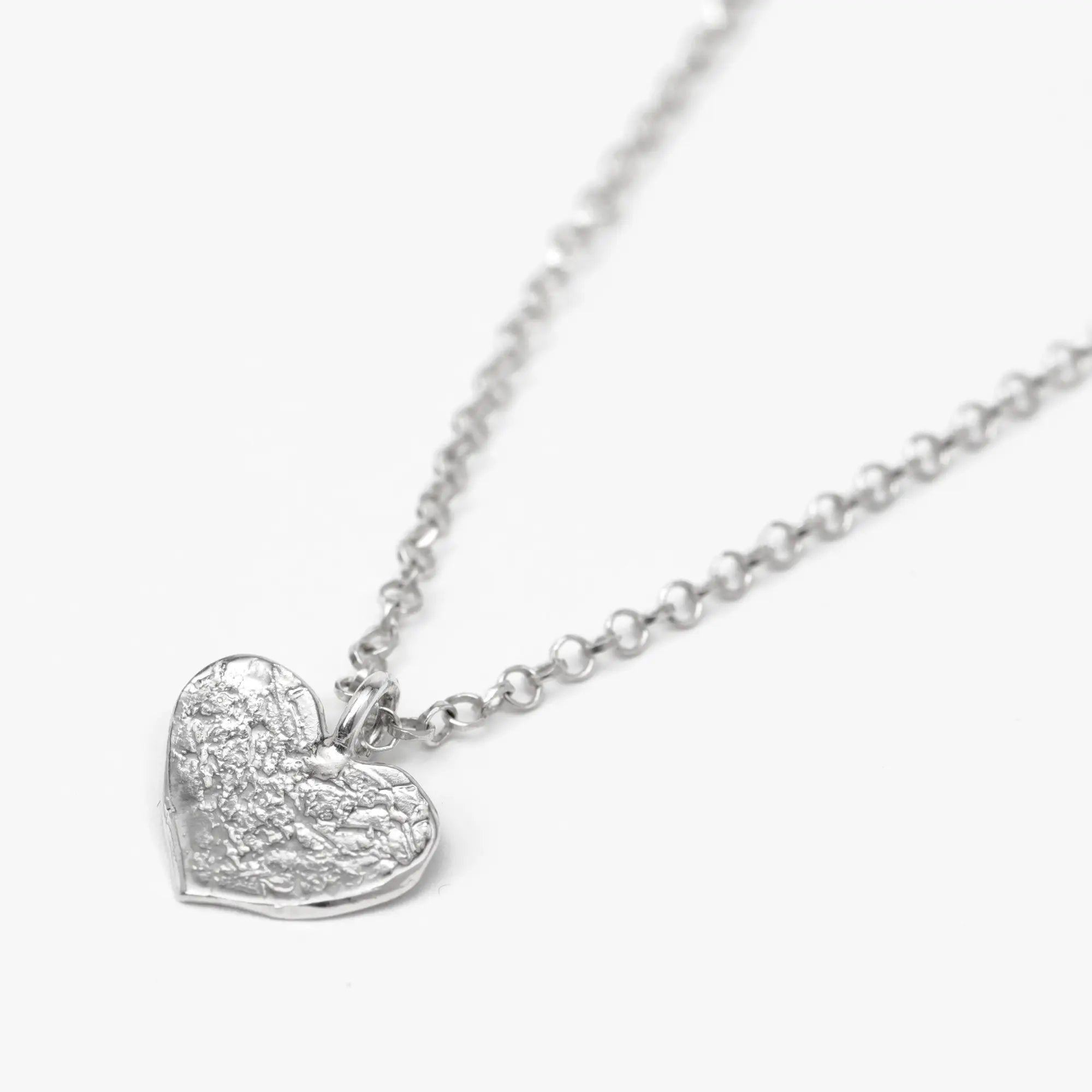 Love Mini Necklace