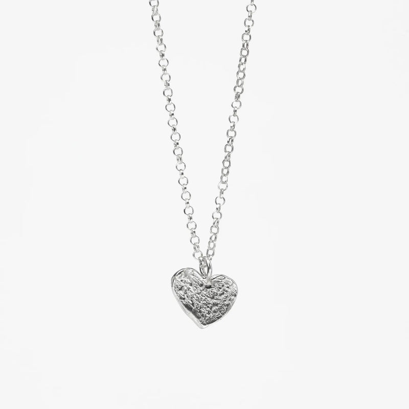 Love Mini Necklace